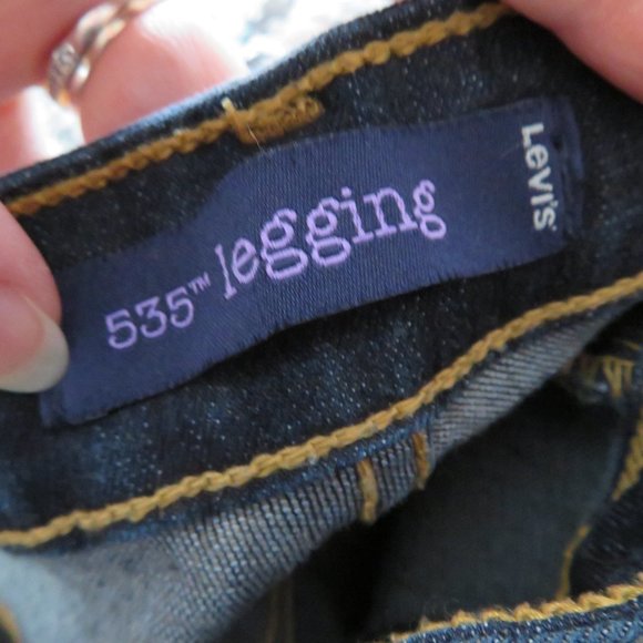 Levi's  - Dark Wash 535 Leggings Size 13 (new no tag) - Picture 2 of 4